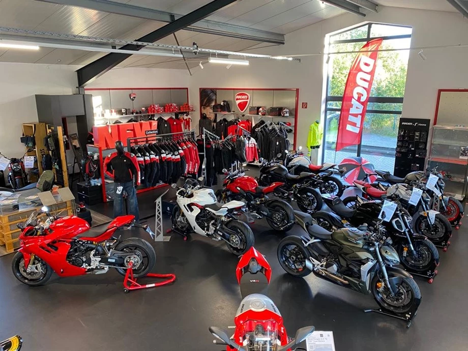 DIE NEUE XDIAVEL V4 von DUCATI ist da ! Bild 9: DIE NEUE XDIAVEL V4 von DUCATI ist da !