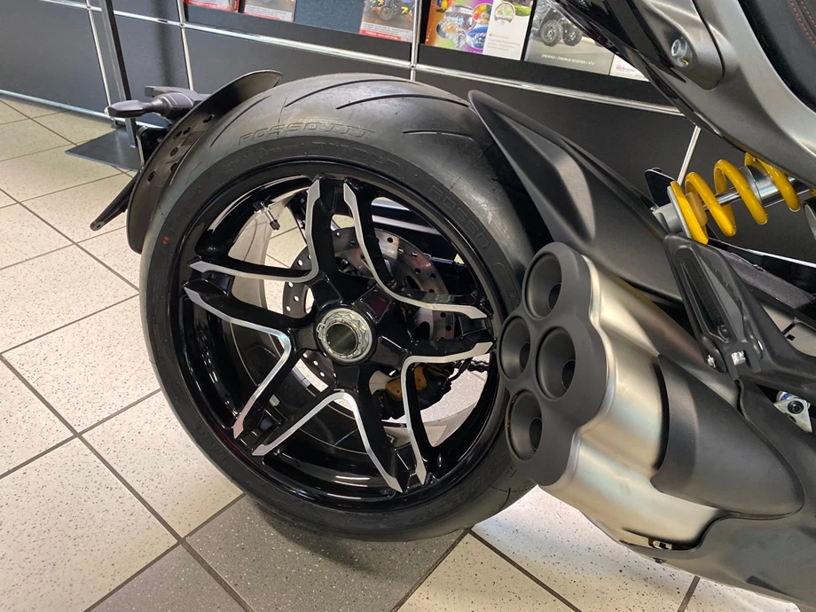 DIE NEUE XDIAVEL V4 von DUCATI ist da ! Bild 7: DIE NEUE XDIAVEL V4 von DUCATI ist da !
