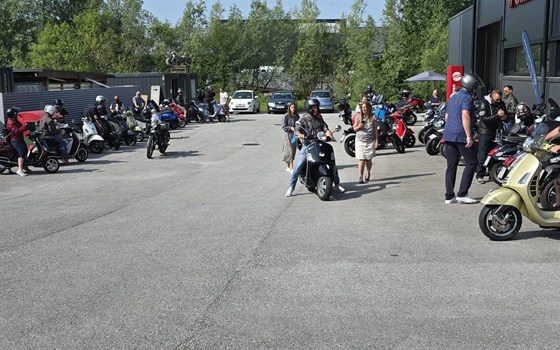 In Dobl scheint (fast) immer die Sonne und es herrscht gute Stimmung!  - Bild 7