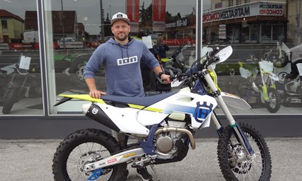 Übergabe einer Husqvarna Fe 350