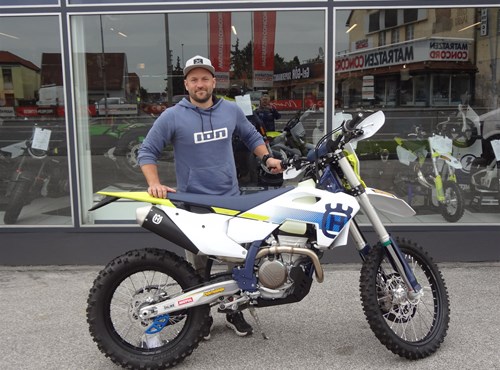 Übergabe einer Husqvarna Fe 350