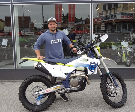 Übergabe einer Husqvarna Fe 350