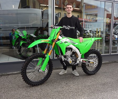 Willkommen in der Kawasaki MX- Familie !