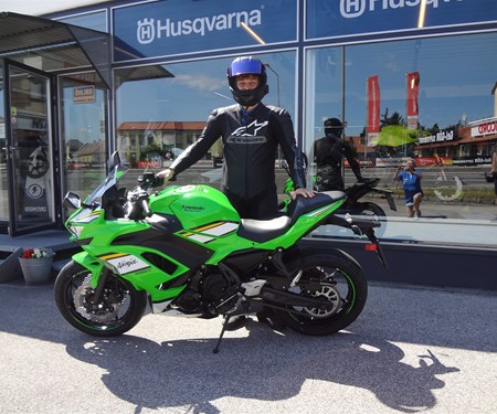 Das Leben ist zu kurz, um ein langweiliges Motorrad zu fahren.