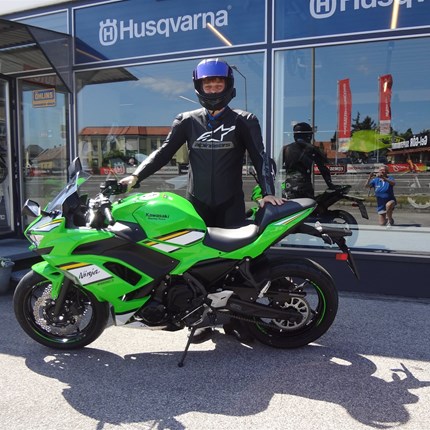 NEWS Das Leben ist zu kurz, um ein langweiliges Motorrad zu fahren.