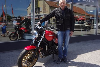 Biker werden nicht grau. Das ist Chrom!