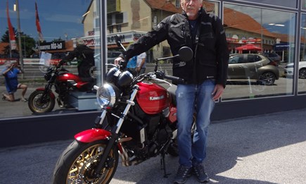  Biker werden nicht grau. Das ist Chrom!