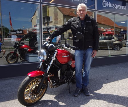  Biker werden nicht grau. Das ist Chrom!