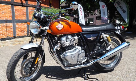 Wunderschöne Royal Enfield Interceptor 650
