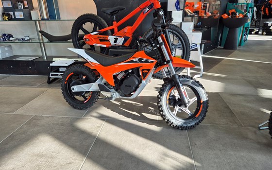 Der perfekte Einstieg in die Welt des Motorradsports...  - Bild 4