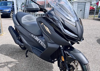 Noch 1 Fahrzeug sofort verfügbar! Zontes 368E in Schwarz