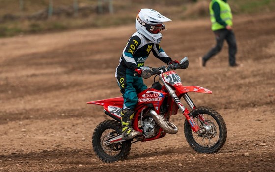 Saisonstart 2025: Drei Generationen. Ein Ziel. Vollgas! - Bild 7