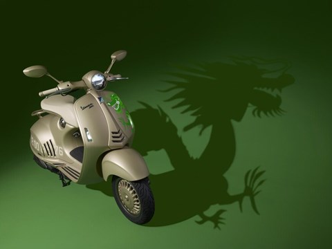 Vespa 946 Dragon mit 125 ccm, bei uns auch als150er