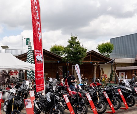Motorradausstellung bei Segmüller