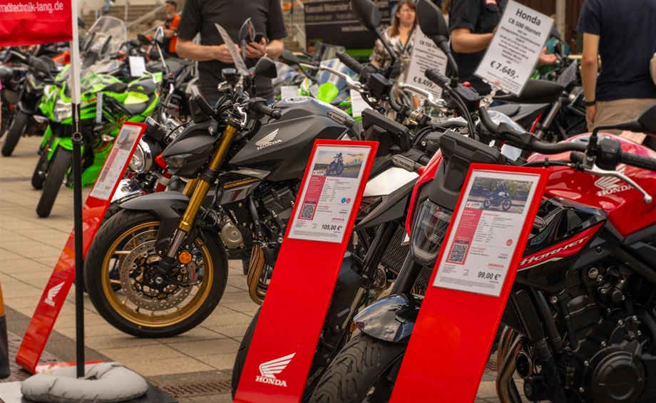 Motorradausstellung bei Segmüller Bild 6: Motorradausstellung bei Segmüller