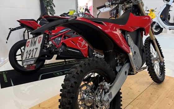 Die erste Stark Varg EX in der Schweiz ist da! - Bild 3