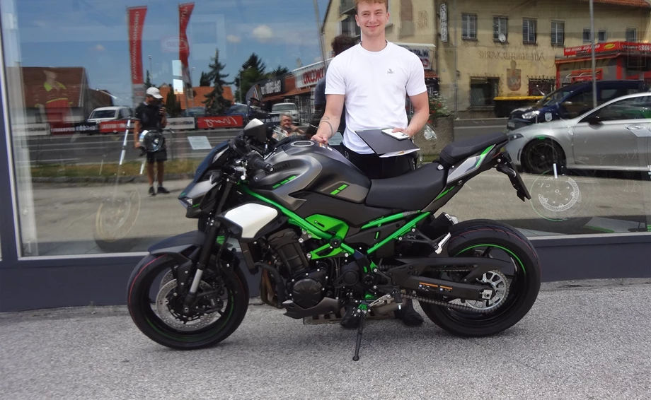 Wer sagt Glück ist nicht käuflich, hat sich noch nie ein Motorrad gekauft! Bild 1: Wer sagt Glück ist nicht käuflich, hat sich noch nie ein Motorrad gekauft!