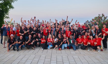 World President Tour & Meeting 2025: Ducati Leidenschaft erobert Sizilien