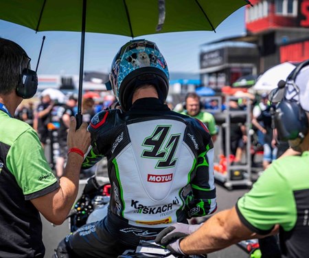 Skach Motors Kawasaki Racing: Top-Ten-Plätze in Most | Kawasaki