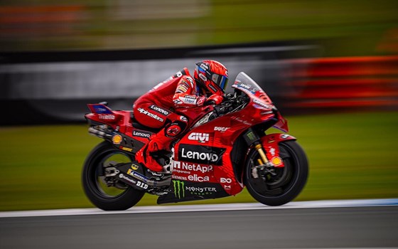 MotoGP Runde 10 in Assen: Marc Márquez siegt in Sprint und Rennen, Bagnaia auf Platz 3 - Bild 11