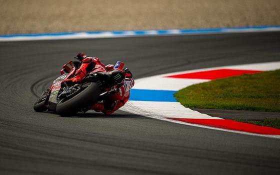 MotoGP Runde 10 in Assen: Marc Márquez siegt in Sprint und Rennen, Bagnaia auf Platz 3 - Bild 15