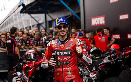 MotoGP Runde 10 in Assen: Marc Márquez siegt in Sprint und Rennen, Bagnaia auf Platz 3 - Bild 16