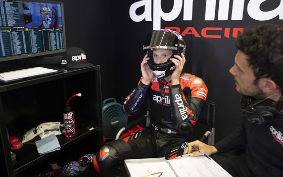 Lorenzo Savadori für weitere zwei Jahre bei Aprilia Racing - Bild 6