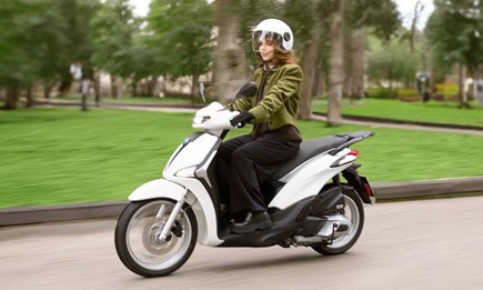 DIE LIBERTY, DER ROLLER, DER DIE TRÄUME GANZER GENERATIONEN ERFÜLLT HAT, BEKOMMT EIN KOMPLETTES MAKEOVER