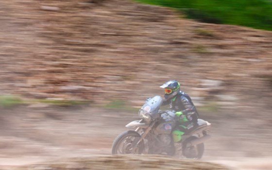 Moto Guzzi feiert erfolgreiche Premiere beim Erzberg Rodeo 2025 - Bild 4