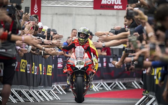 WSBK Runde 8 am Balaton: Bulega in beiden Rennen wieder auf P2, Bautista in Rennen 2 out - Bild 20