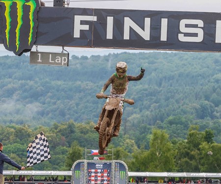 Febvre verteidigt WM-Führung mit Sieg in Tschechien | Kawasaki