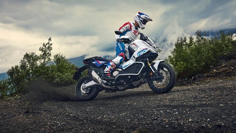 Honda Semmler - neue Farben 2026 für X-ADV 750 Honda Semmler - neue Farben 2026 für X-ADV 750