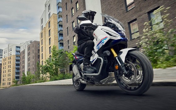 Honda Semmler - neue Farben 2026 für X-ADV 750 - Bild 10