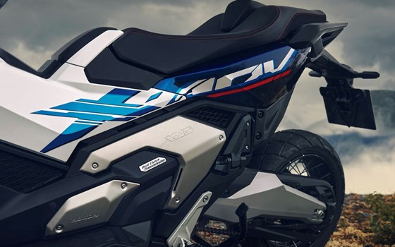 Honda Semmler - neue Farben 2026 für X-ADV 750 - Bild 12