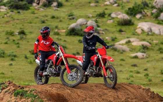 OFFROAD 2025 – HONDA CRF250 und CRF450 JETZT LAGERND! - Bild 1