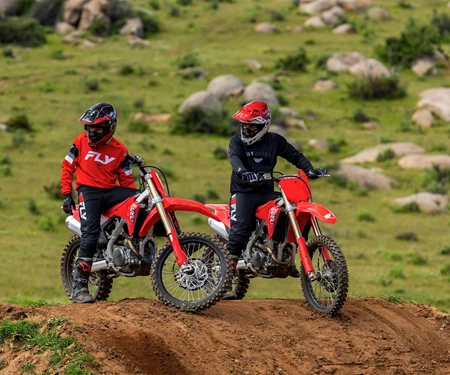 OFFROAD 2025 – HONDA CRF250 und CRF450 JETZT LAGERND! OFFROAD 2025 – HONDA CRF250 und CRF450 JETZT LAGERND!