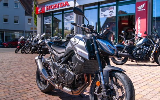 Honda Hornet 750 - Bild 3