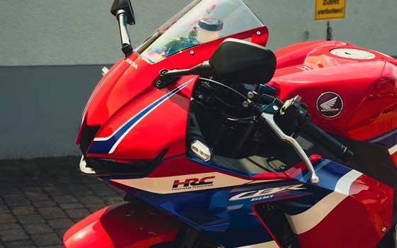 Honda CBR 600RR - Bild 2