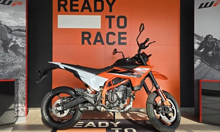 Die neue KTM 125 SMC R ist da! Die neue KTM 125 SMC R ist da!
