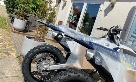 Die neuen Husqvarna Enduro Modelle 2026 sind eingetroffen !!!!