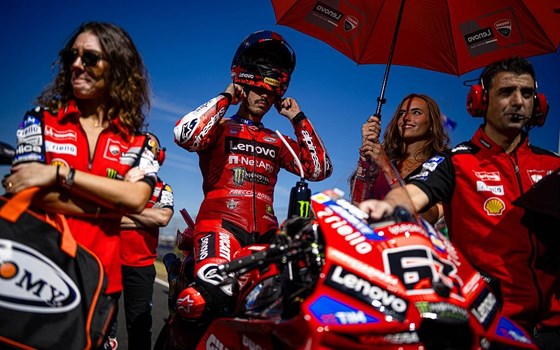 MotoGP Runde 14 am Balaton: Sieg #10 für Marc Márquez, Bagnaia auf Platz 9 - Bild 20