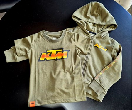 Die KTM Kids Racing Kollektion ist da – für kleine Champions!