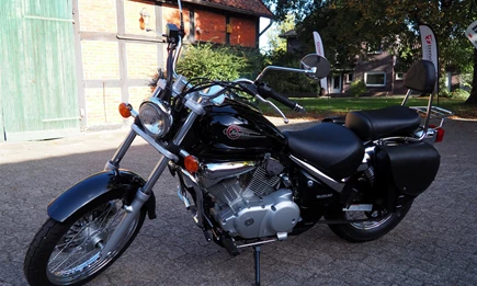 Suzuki VL 125 Intruder im Topzustand! Suzuki VL 125 Intruder im Topzustand!