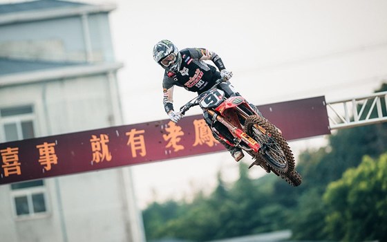 MXGP Runde 19 in China: Top-10 in Lauf 2 für Guadagnini bei drückender Hitze - Bild 3
