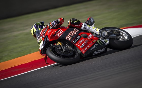 WSBK Runde 9 in Magny Cours: Nicoló Bulega in allen Rennen auf Platz 2 - Bild 14