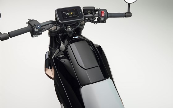 Honda bestätigt Modellname, Produktionsstart und Eckdaten für die Honda WN7 – das erste Elektromotorrad des weltgrößten Herstellers - Bild 24