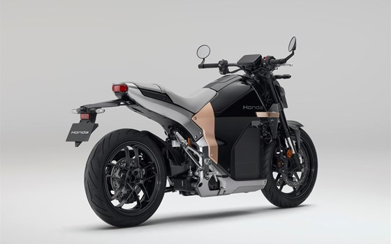 Honda bestätigt Modellname, Produktionsstart und Eckdaten für die Honda WN7 – das erste Elektromotorrad des weltgrößten Herstellers - Bild 3