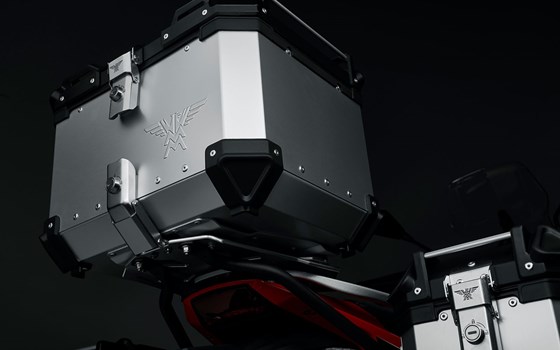 Moto Morini X-Cape inkl. 3er Kofferset - Bild 4