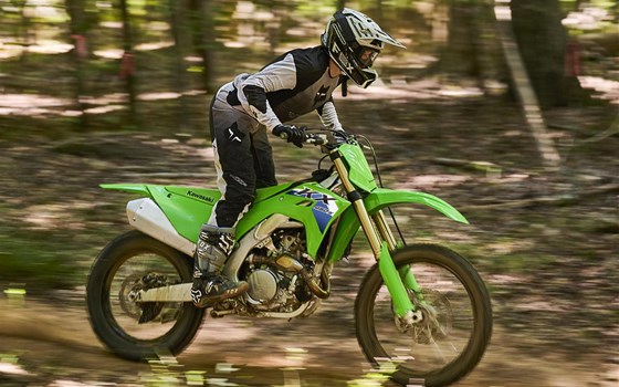Kawasaki präsentiert Motocross- und Cross-Country-Modelle für 2026 - Bild 8