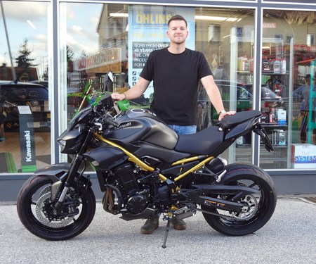  Motorradfahren wäscht die Seele vom Staub des Alltags rein.   